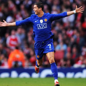 【排列五开奖号码】凯恩展现超凡全面性！单场11次成功长传刷新个人纪录